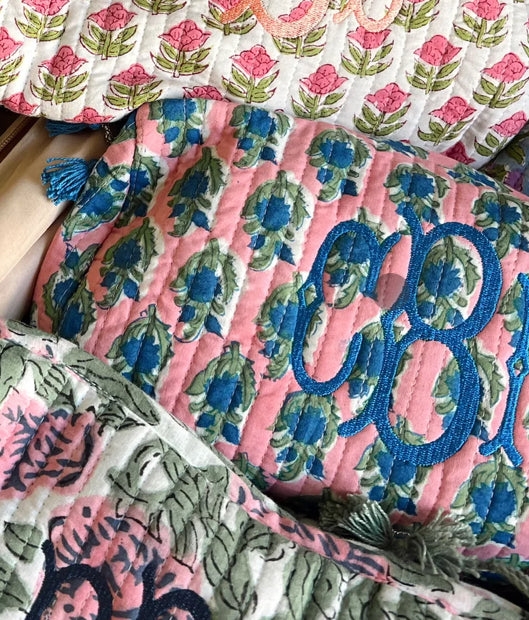 QUILTED BLOCK-PRINT MAKEUP BAG SKY BLOSSOM