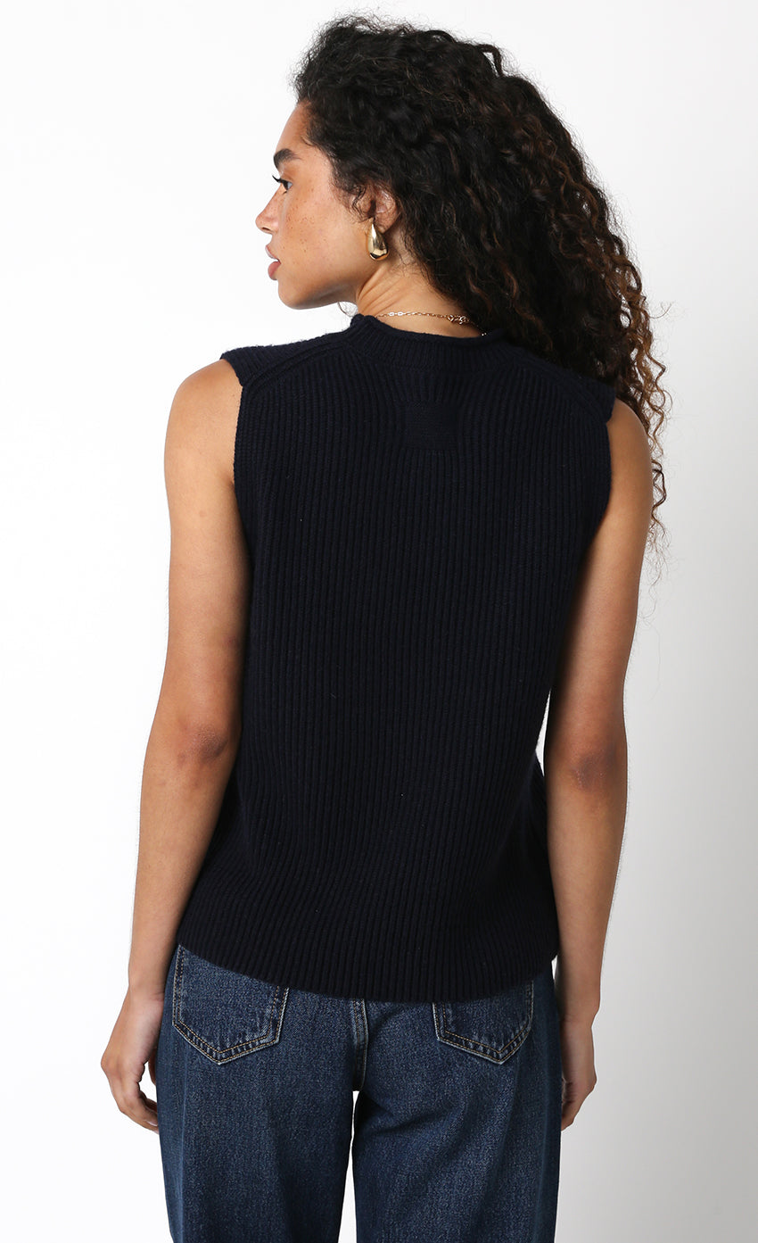 BECKY SWEATER VEST