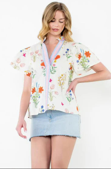 Short sleeve floral top