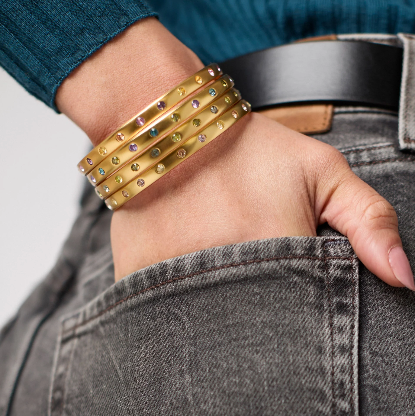 Rainbow Bangle-Champagne Radiance-M