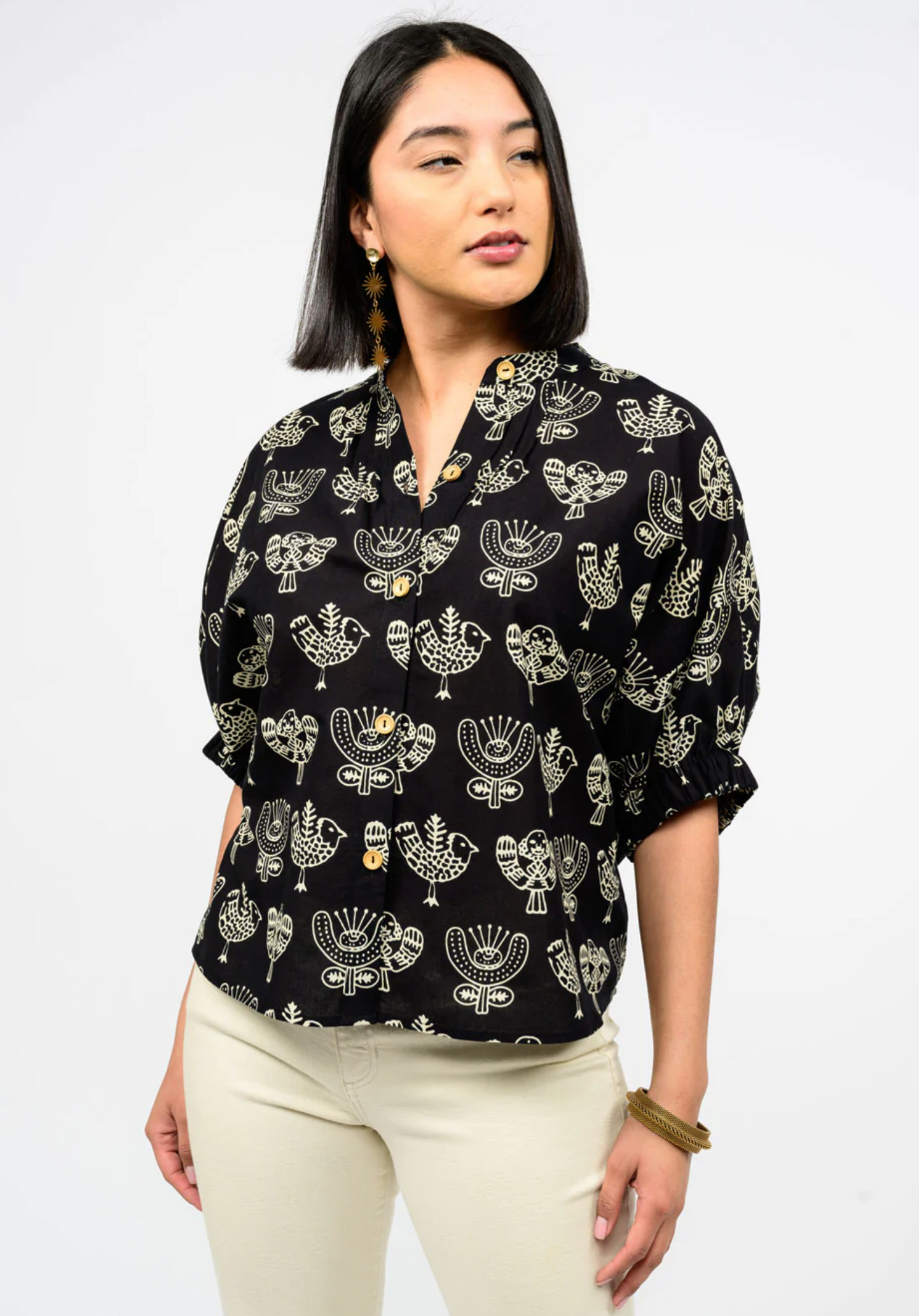 BLACK PRINT PONCHO TOP