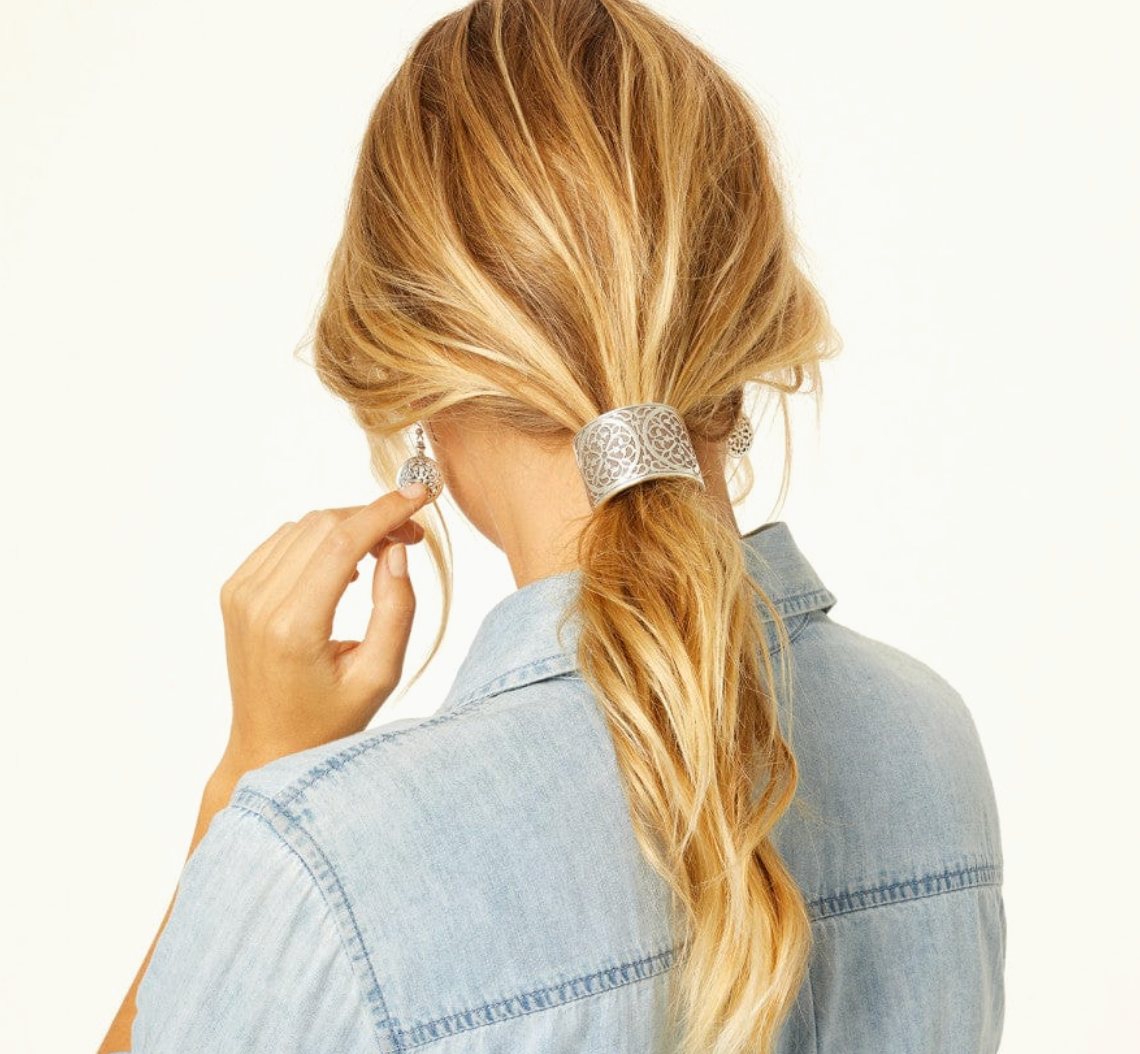 Ferrara Ponytail Holder