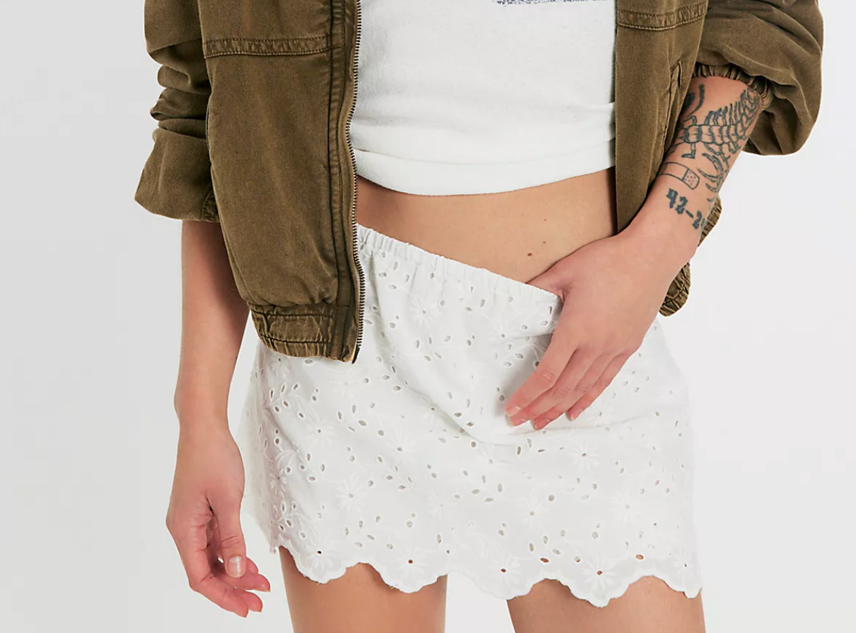 EYES ON YOU SKORT