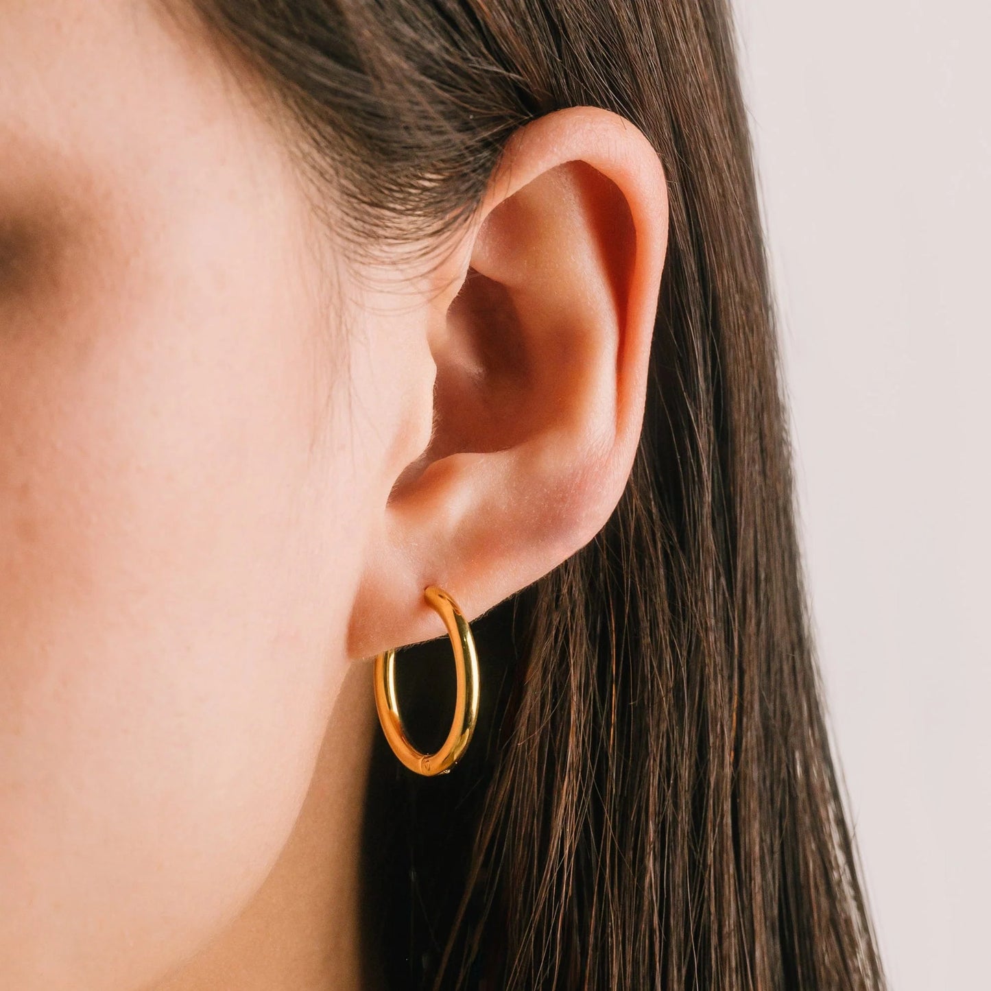 Tube 20mm Hoop Earrings - Gold