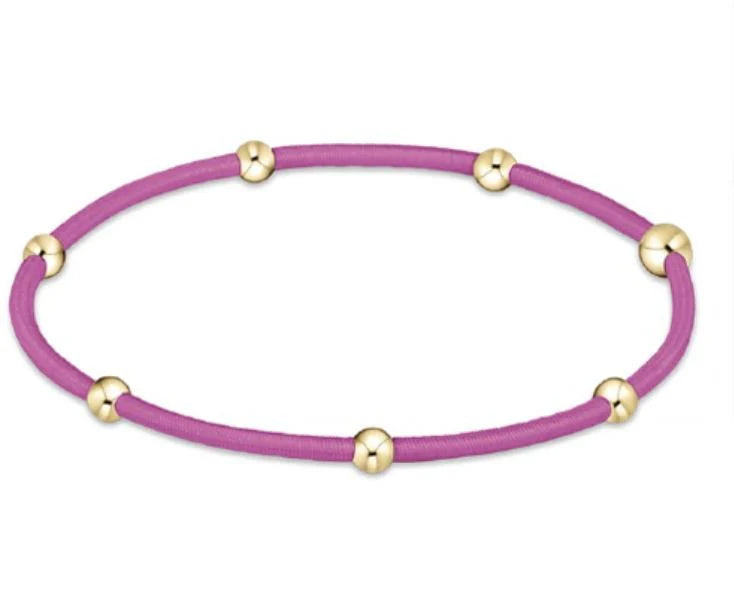 "e"ssentials Fuchsia