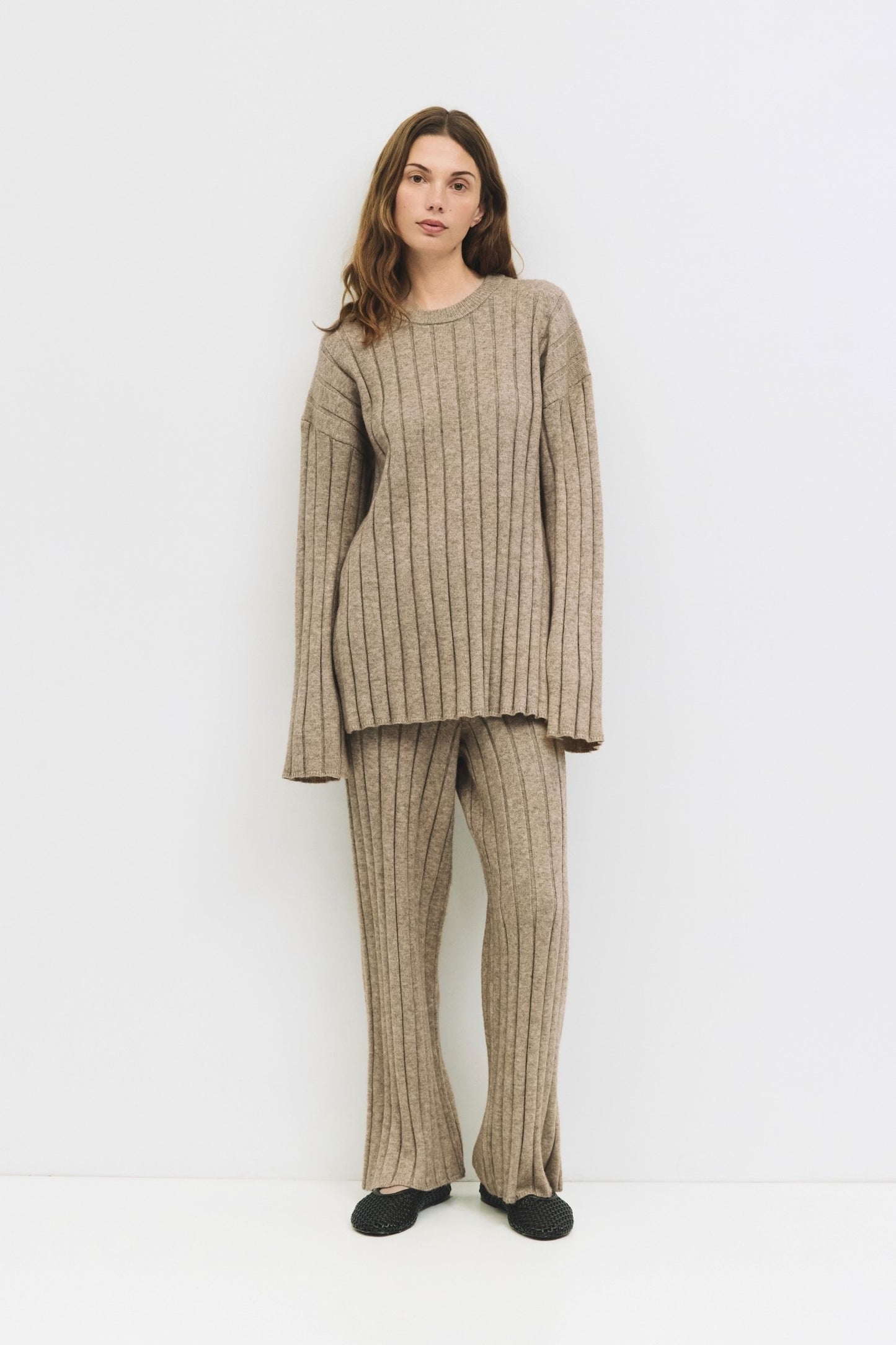 THE DAKOTA SWEATER