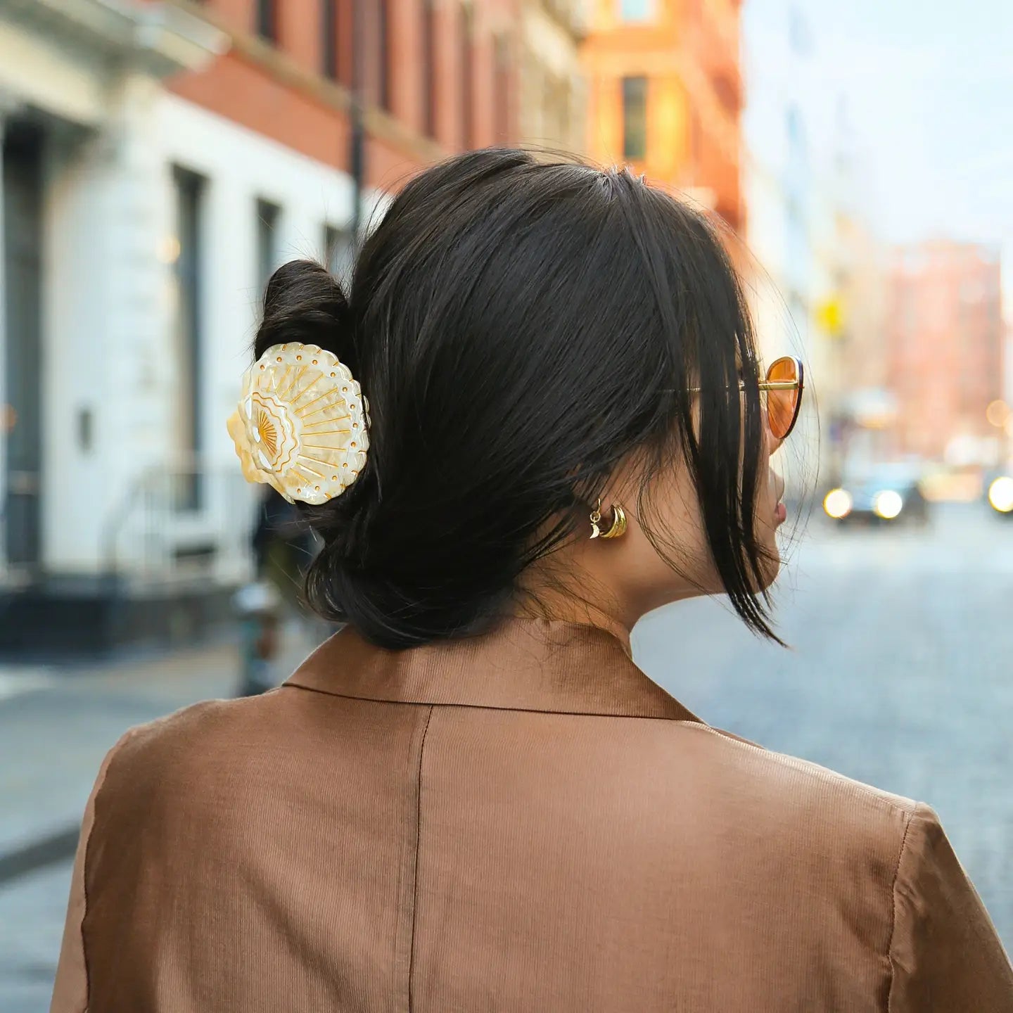 Hand-painted Scallop Seashell Claw Hair Clip