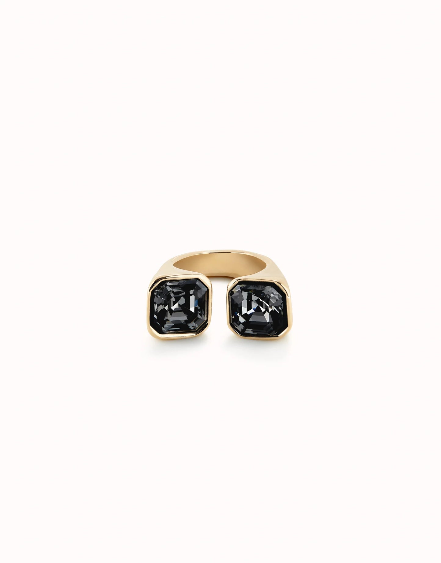gold 18k plated metal alloy ring with black faceted crystal at the ends 15