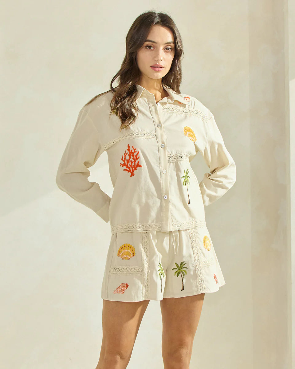 EMBROIDERY BUTTON DOWN TOP