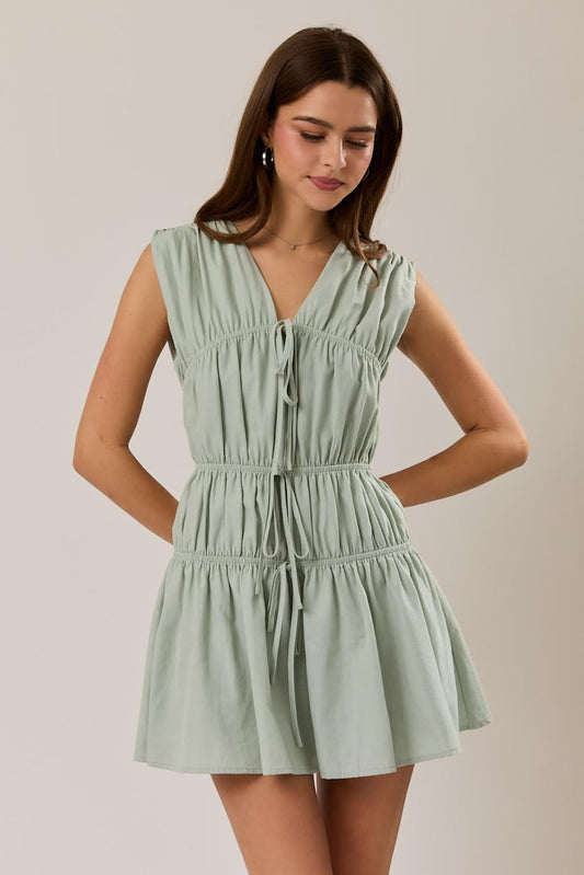 SLEEVELESS V-NECK TIE DETAIL BOXY MINI DRESS
