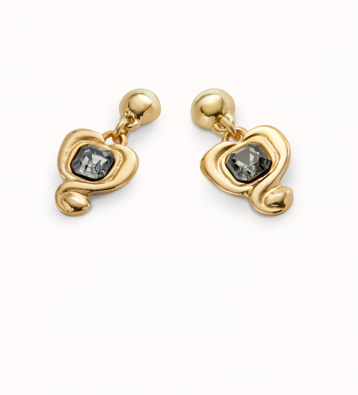 18k gold plated metal alloy with heart and negro crystal earrings