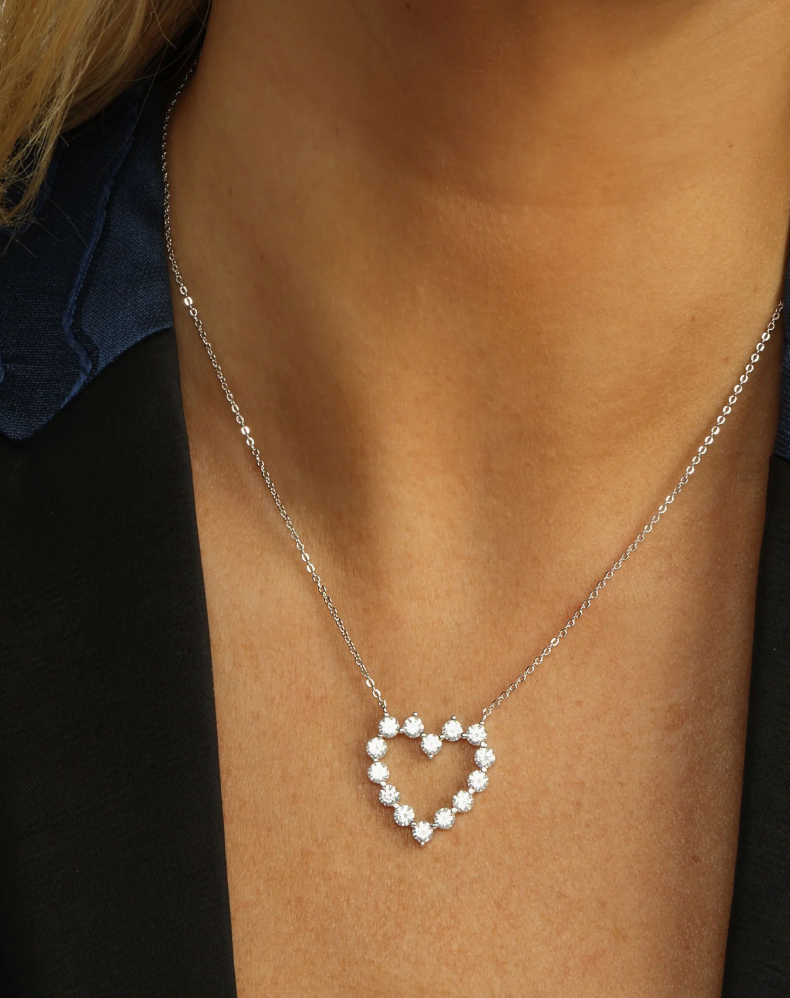 She's an Icon Baby Heart Necklace SILVER-WHITE O/S