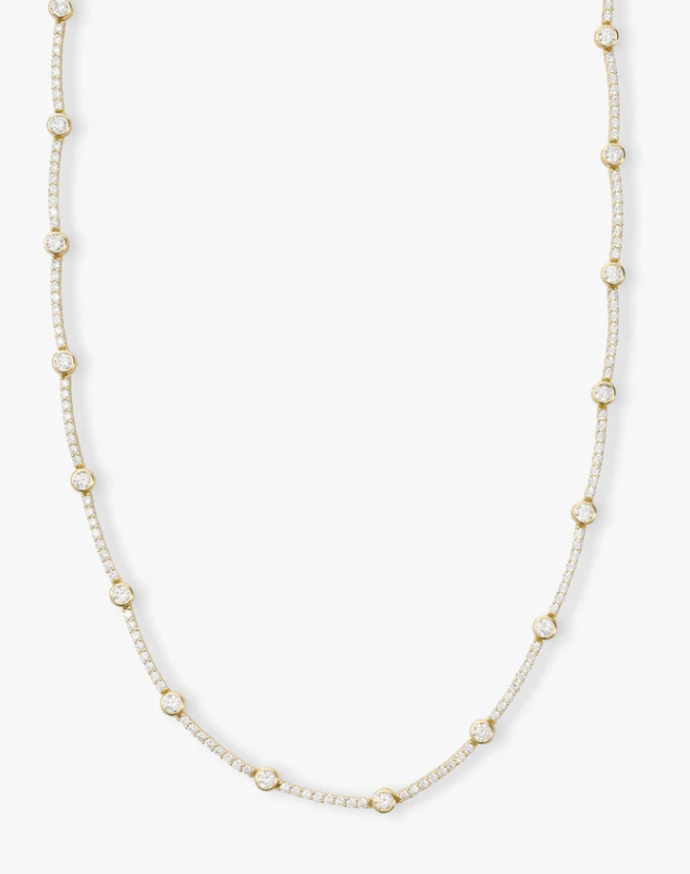 She's an Icon Station Necklace 16' GOLD-WHITE O/S