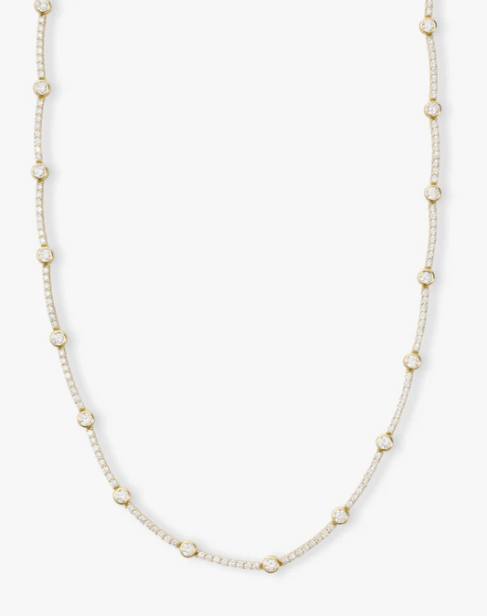 She's an Icon Station Necklace 16' GOLD-WHITE O/S