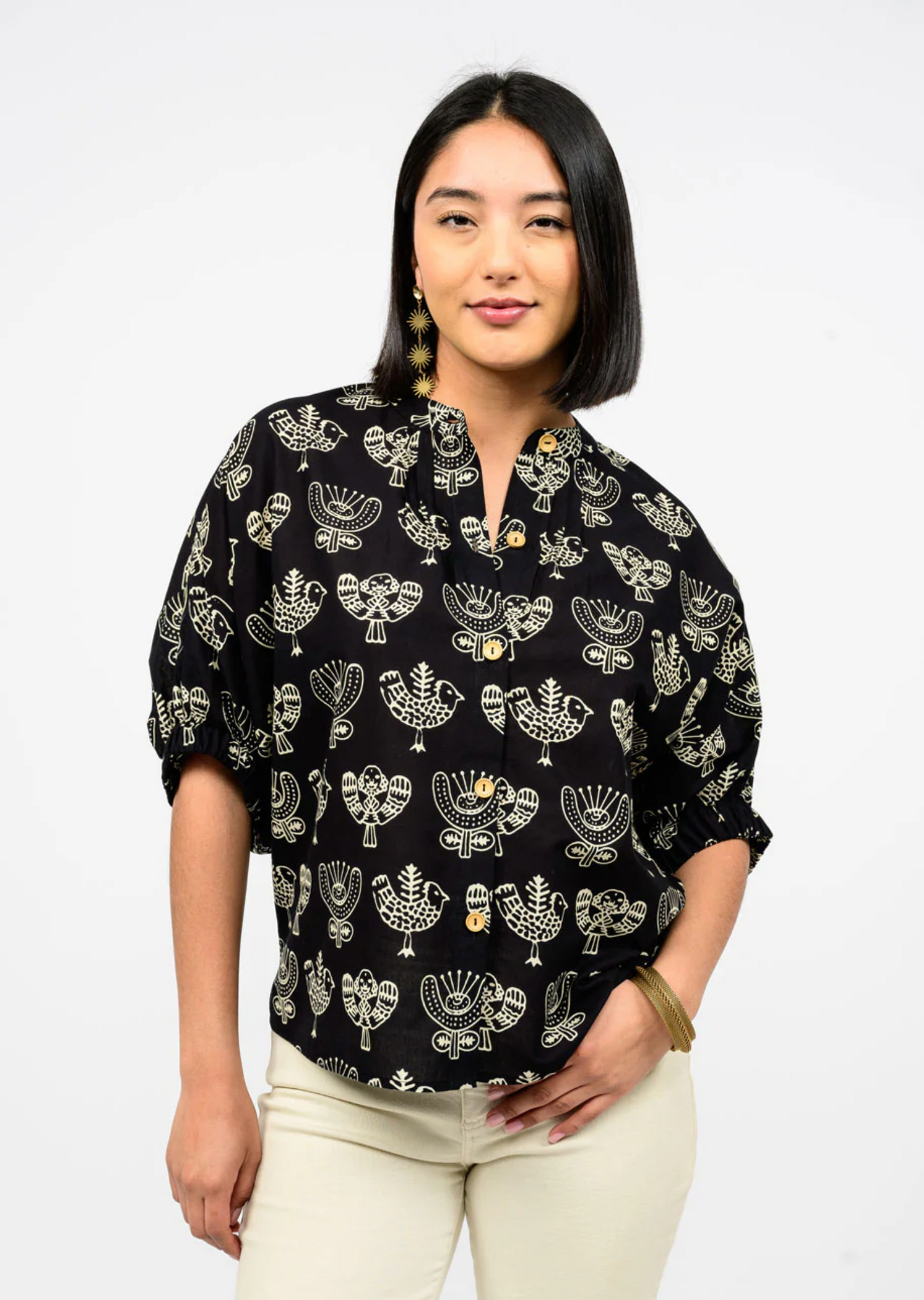 BLACK PRINT PONCHO TOP