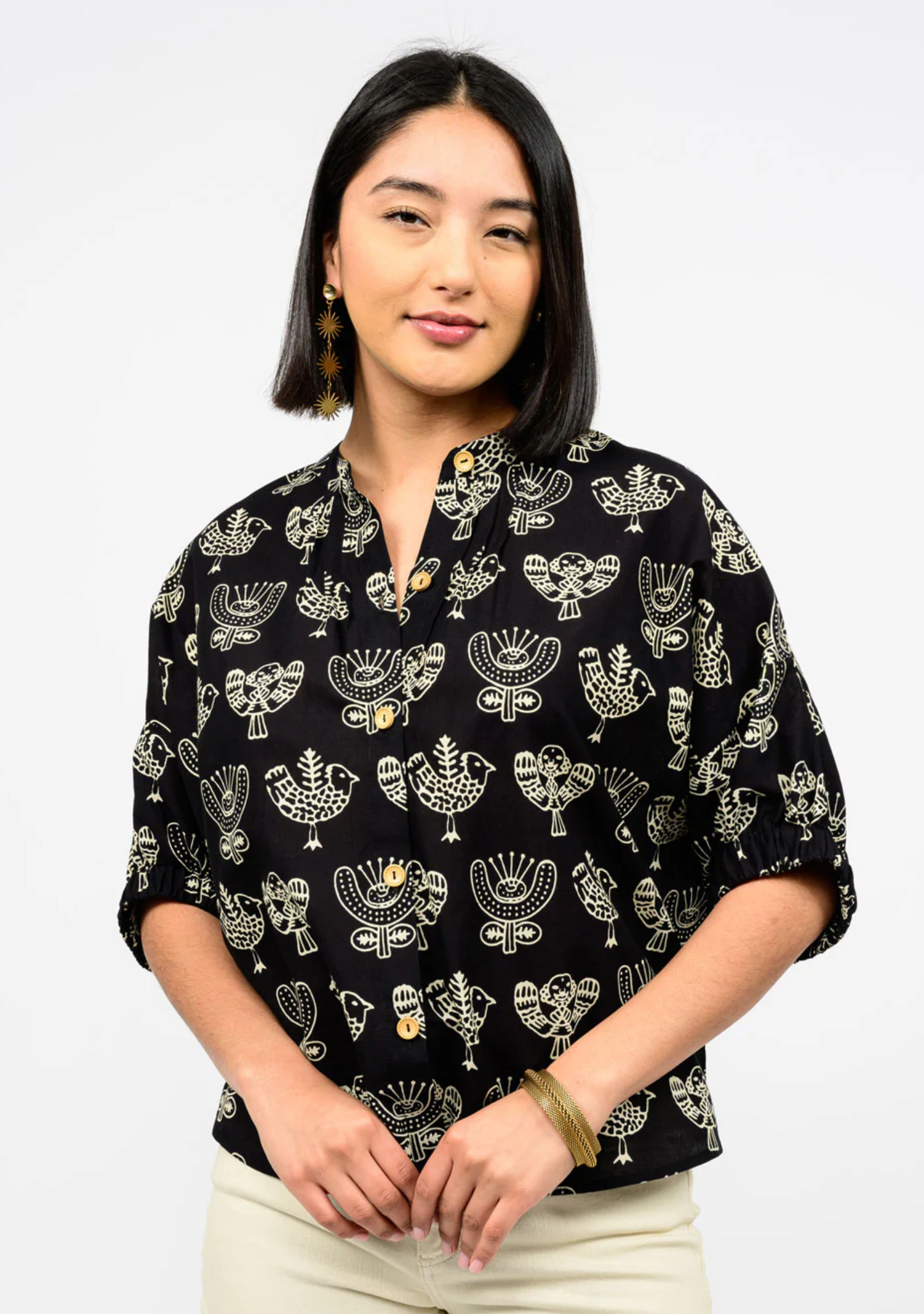 BLACK PRINT PONCHO TOP