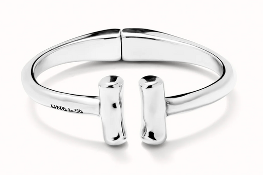 rigid bracelet of metal alloy plated in sterling silver and two tubes at the ends M