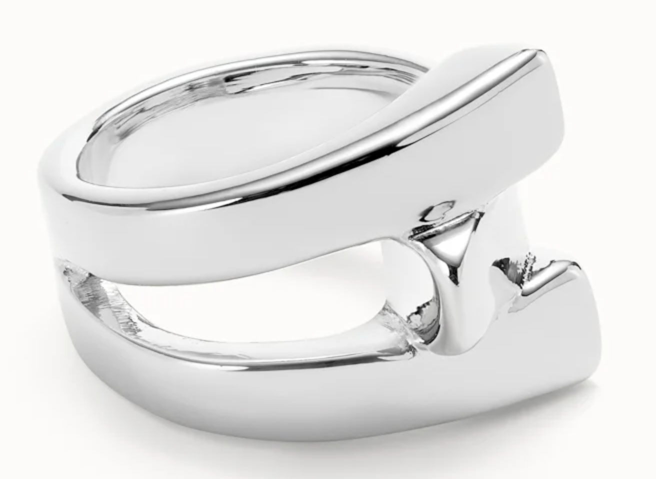 metal alloy ring plated in sterling silver 18