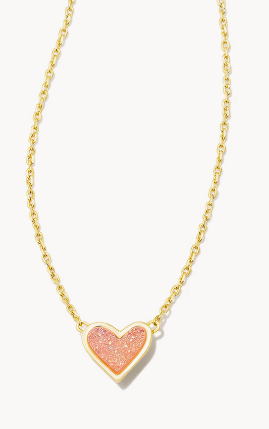 FRAMED ARI HEART SHORT PENDANT NECKLACE GLD LT PNK DRU