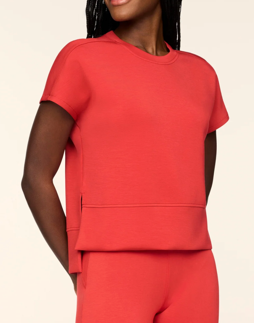 SPANX AIRESSENTIALS® CREWNECK TEE