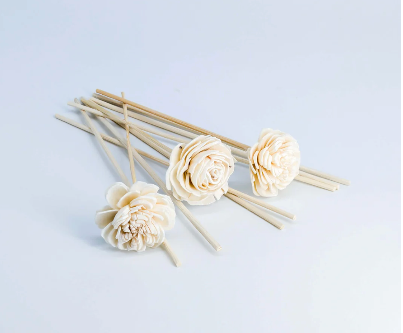 Reed Bundle w/ Flowers