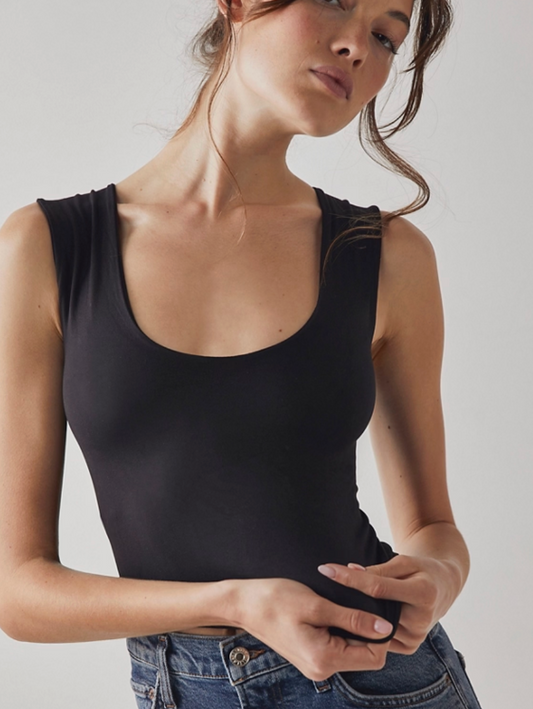 CLEAN LINES MUSCLE CAMI