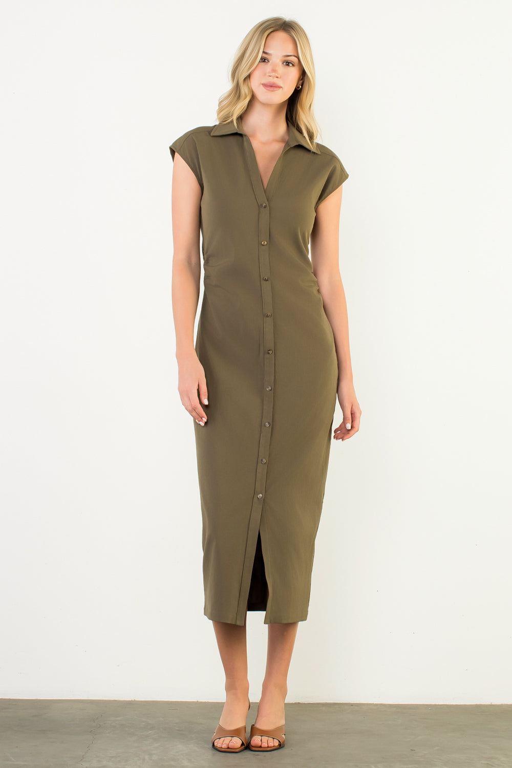 SLEEVELESS RUCHED MAXI DRESS