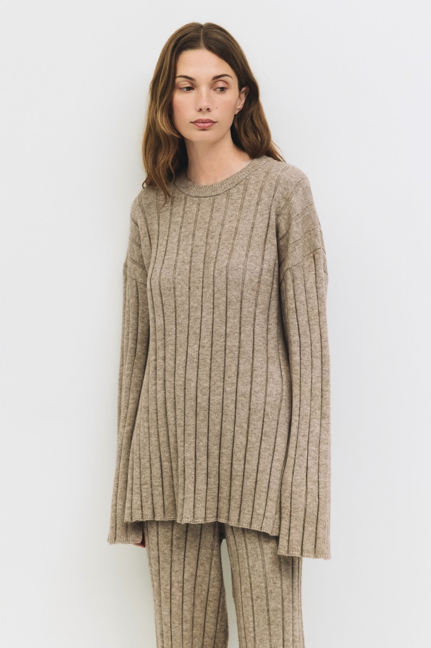 THE DAKOTA SWEATER